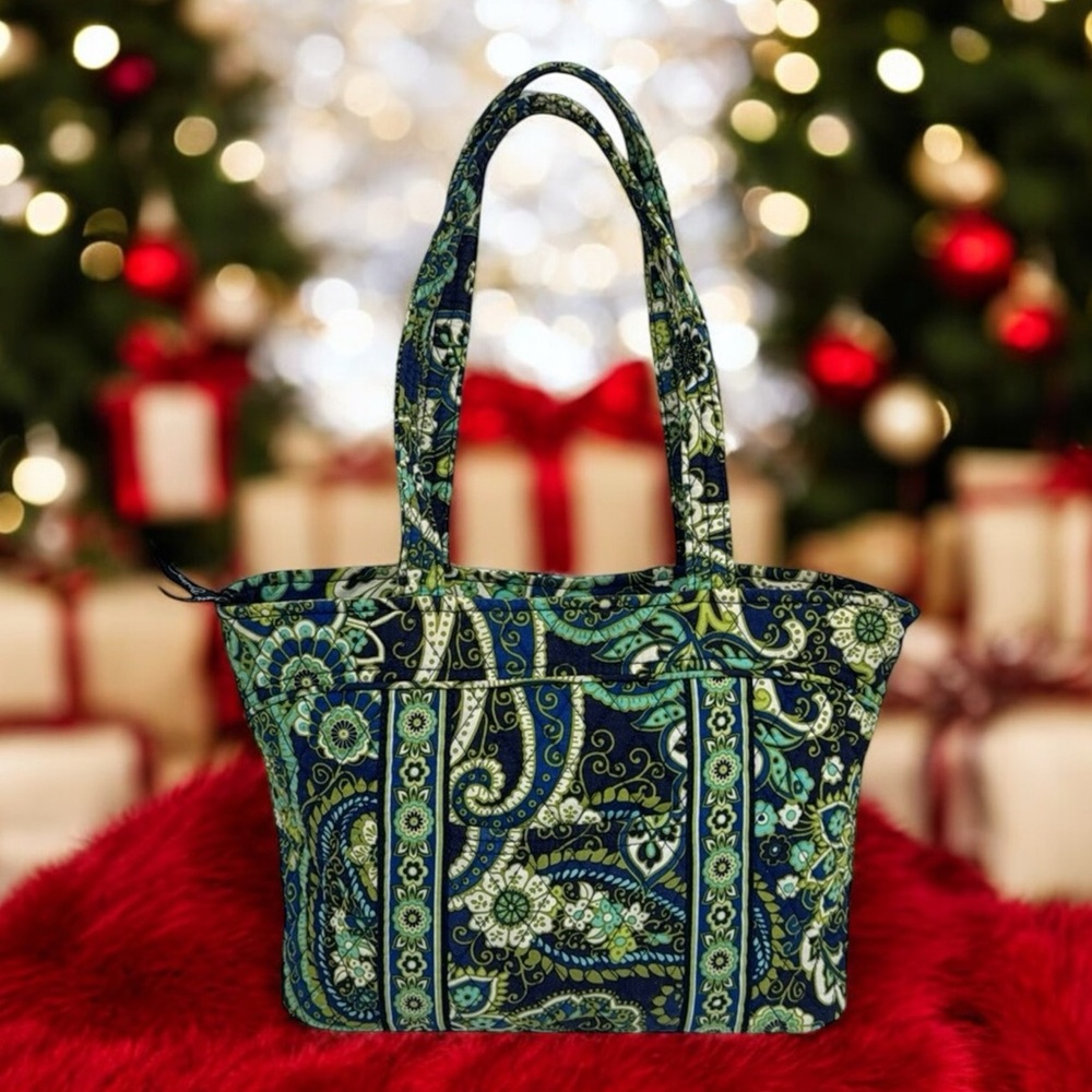 Vera Bradley Rhythm & Blues (Retired Pattern) Green Blue Floral Paisley Tote